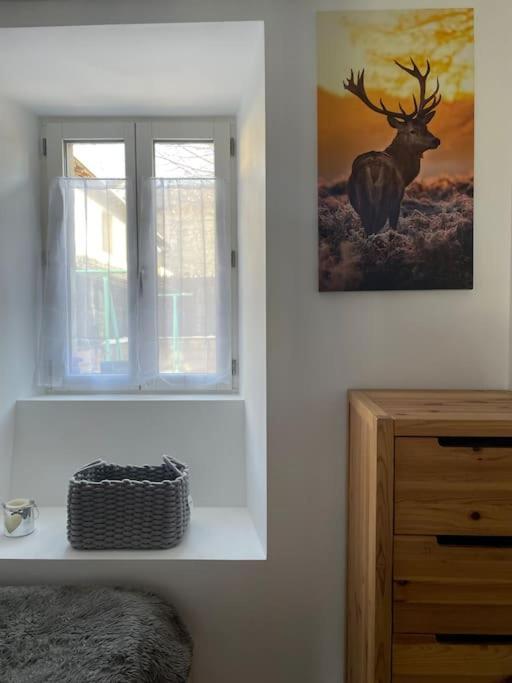 Appartement Avec Chambre Ouverte Bourg-Madame Luaran gambar